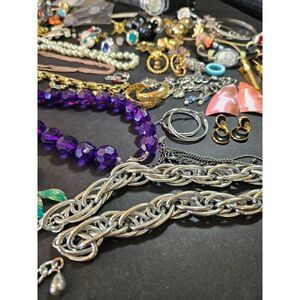 Wearable jewelry lot / bundle